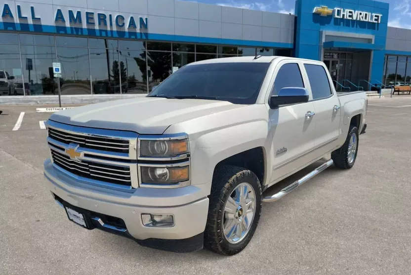 2014 Chevrolet Silverado 1500 High Country photo 1