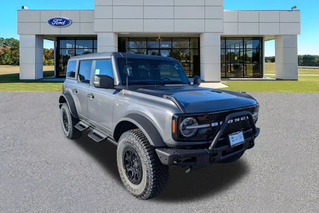 2024 Ford Bronco Wildtrak photo 1