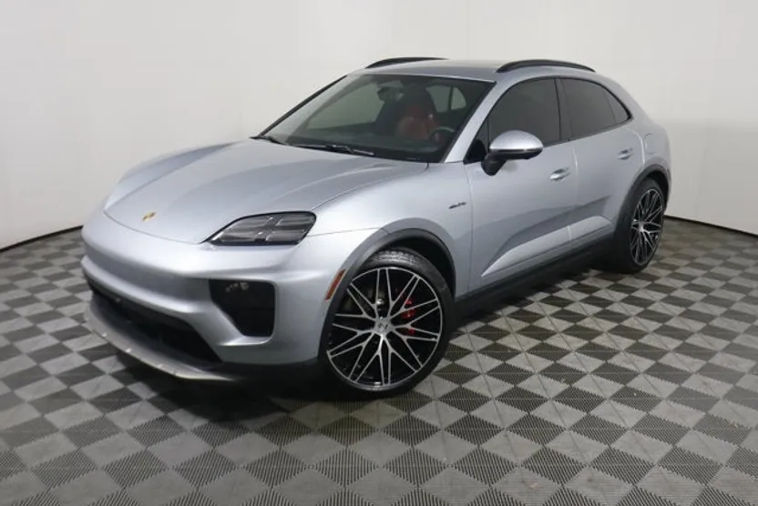 2025 Porsche Macan Electric photo 1