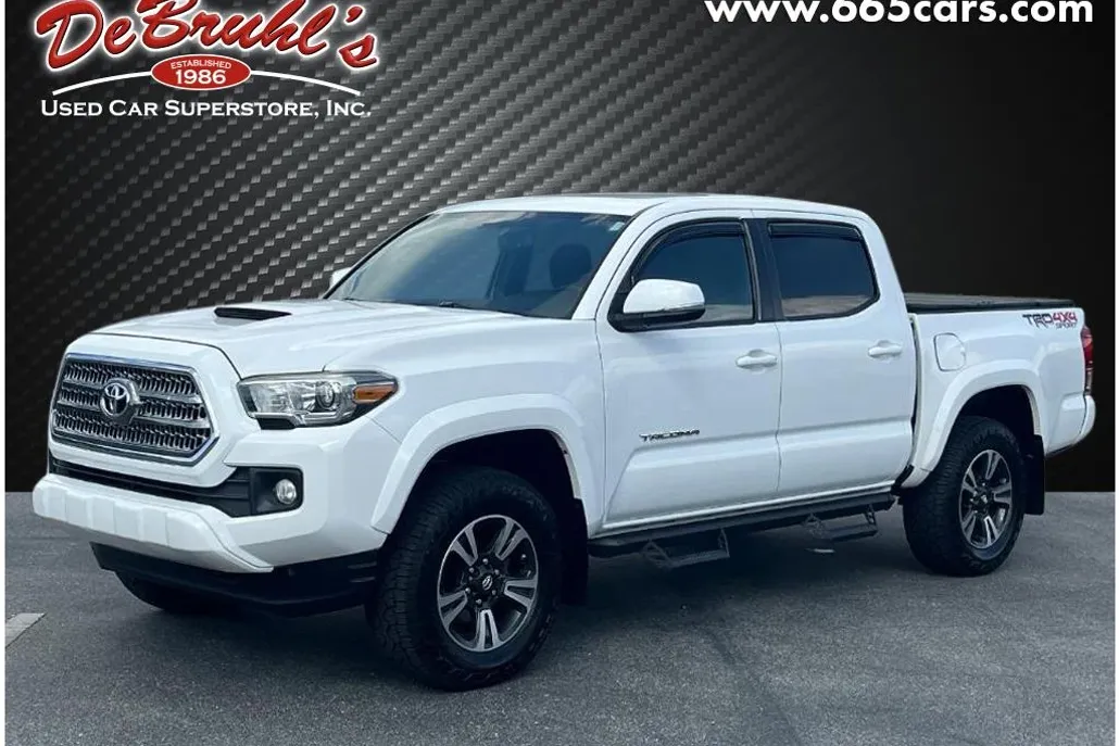 2017 Toyota Tacoma TRD Sport photo 1