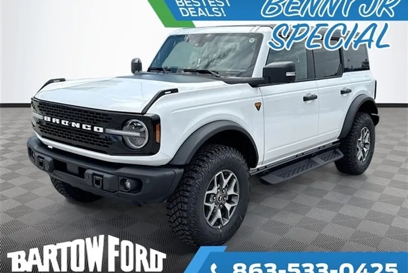 2025 Ford Bronco Badlands photo 1