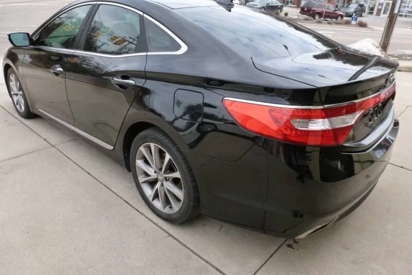 2016 Hyundai Azera Base photo 1