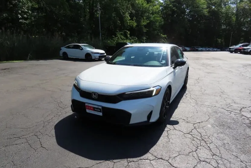 2026 Honda Civic Sport photo 1