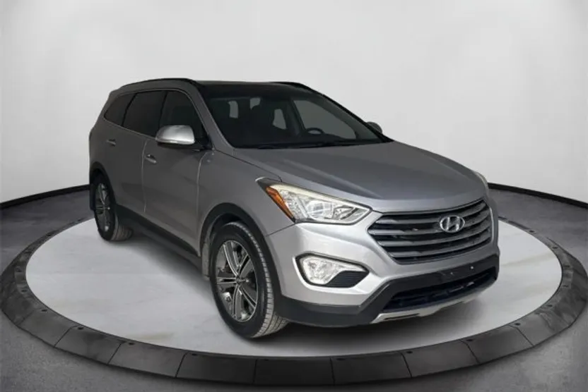 2016 Hyundai Santa Fe photo 1