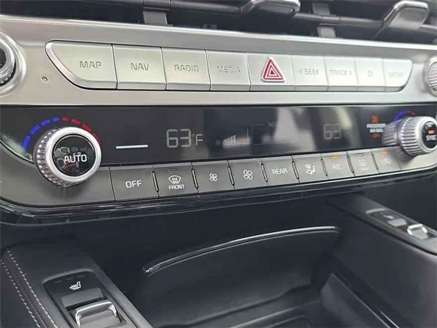 2025 Kia Telluride EX photo 11