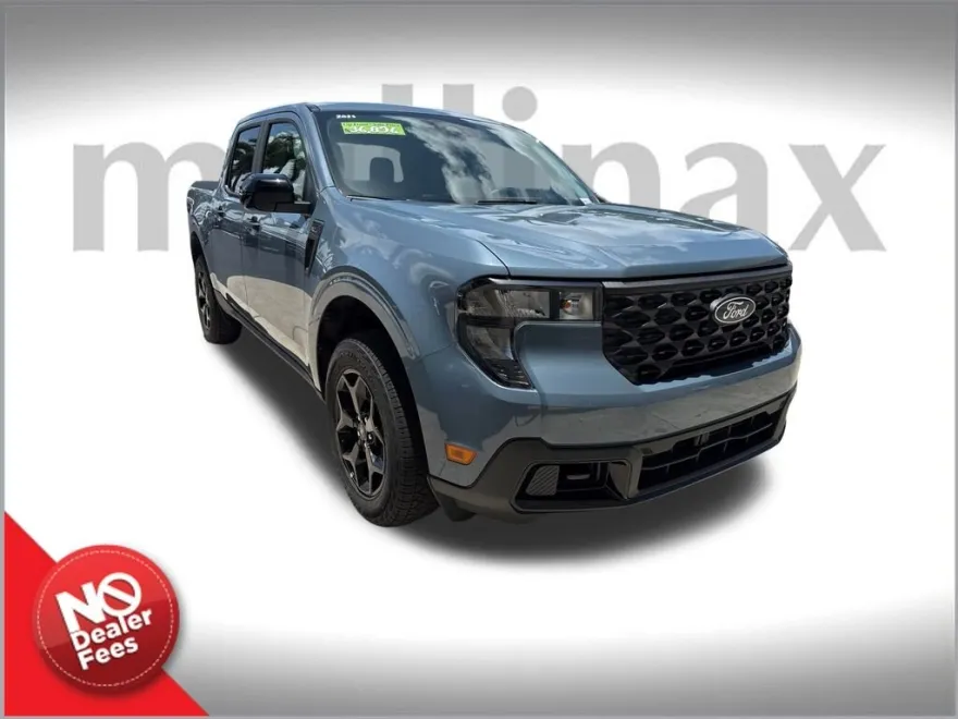 2025 Ford Maverick XLT photo 1