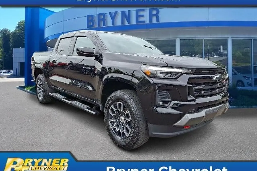 2023 Chevrolet Colorado Z71 photo 1