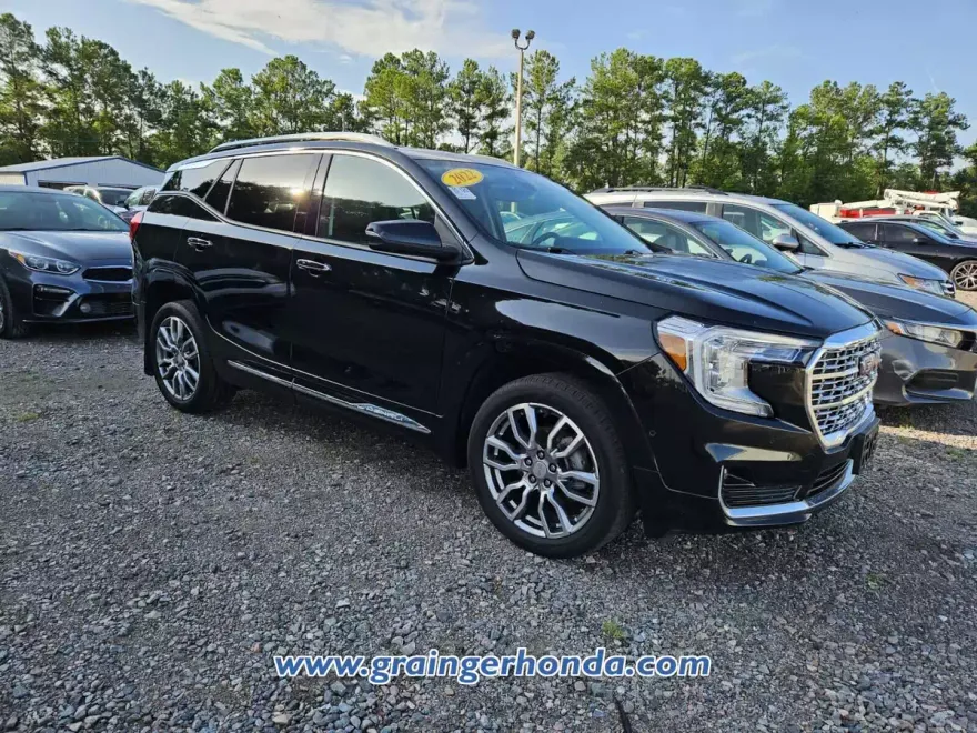 2022 Gmc Terrain Denali photo 1