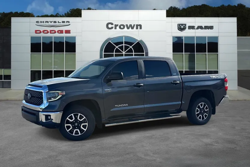 2020 Toyota Tundra SR5 CrewMax photo 1