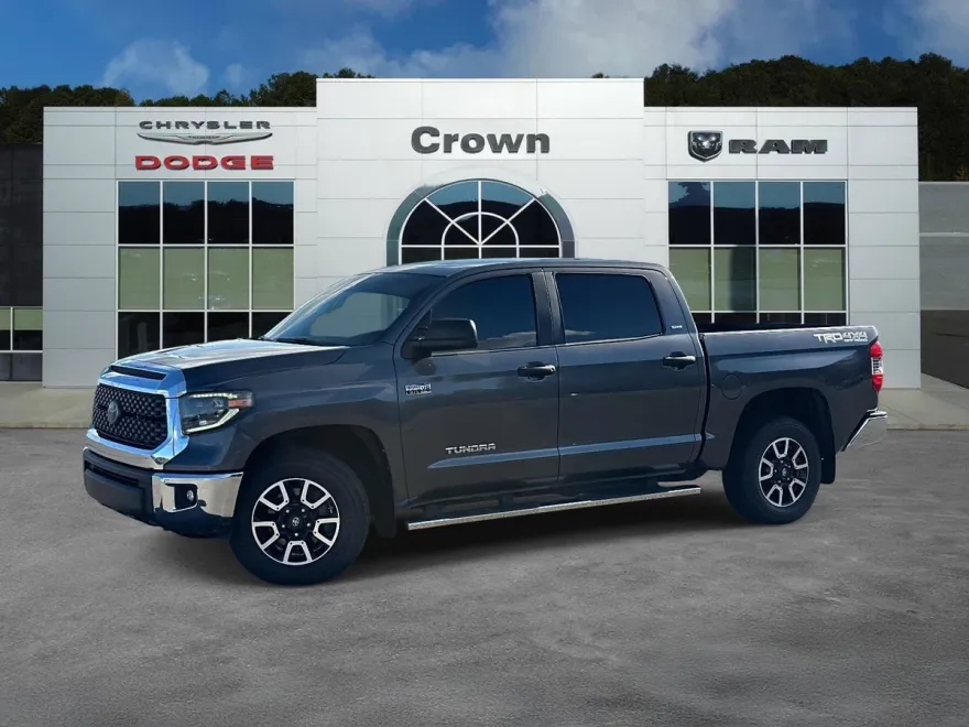 2020 Toyota Tundra SR5 CrewMax photo 1