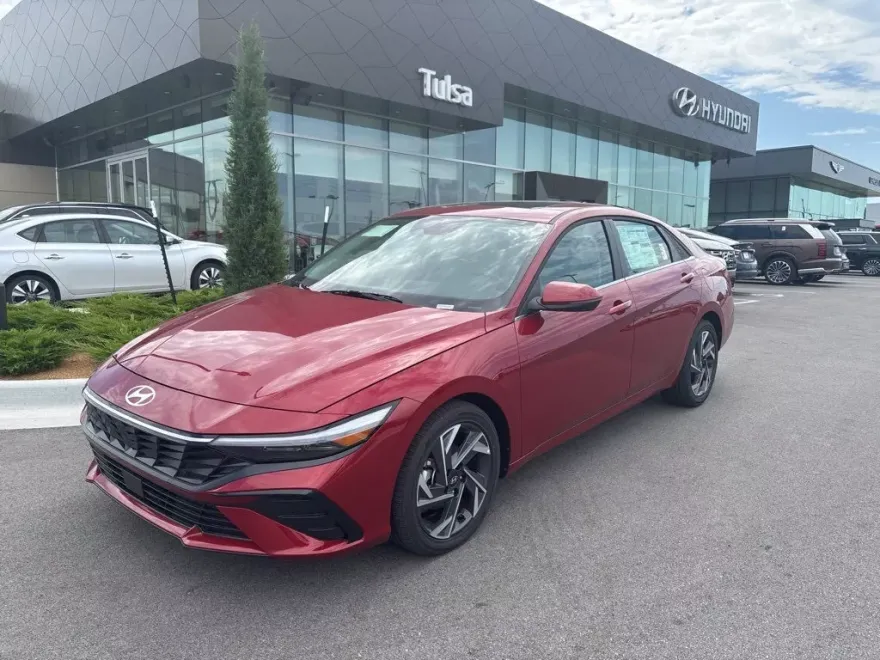 2025 Hyundai Elantra Hybrid Limited photo 1