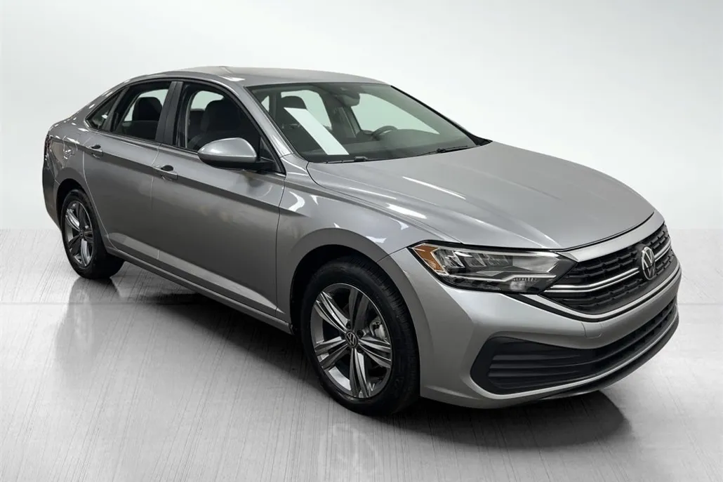 2024 Volkswagen Jetta 1.5T SE photo 1