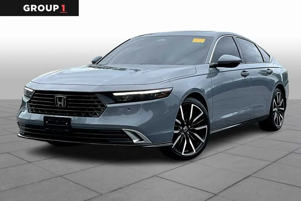 2025 Honda Accord Hybrid Touring photo 1