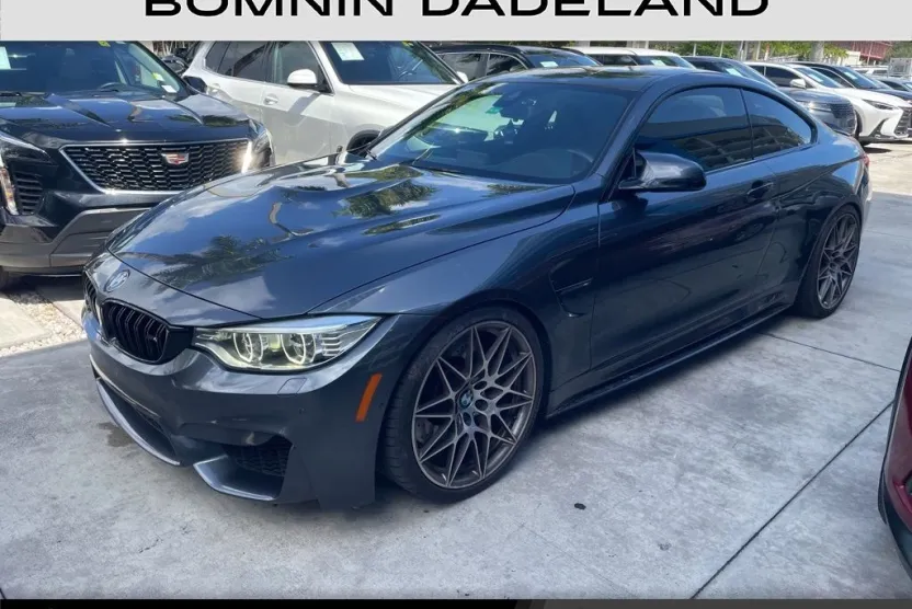 2016 Bmw M4 Coupe photo 1