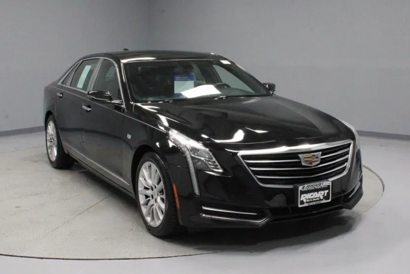 2016 Cadillac CT6 Base photo 1
