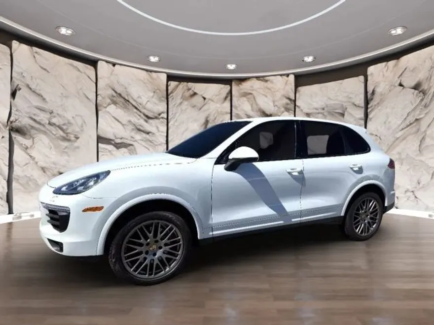 2017 Porsche Cayenne Platinum Edition photo 1