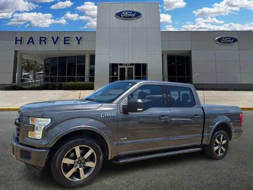 2017 Ford F-150 XLT photo 1
