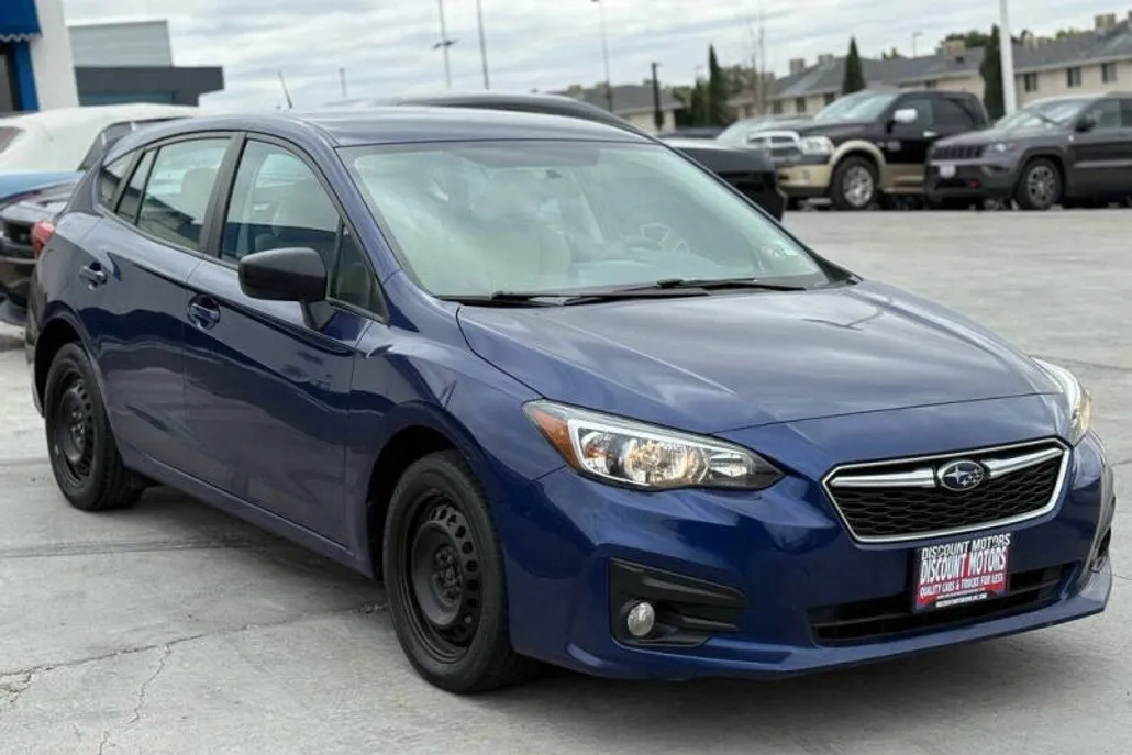 2018 Subaru Impreza 2.0i photo 1