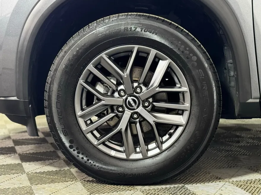2023 Nissan Rogue S photo 1