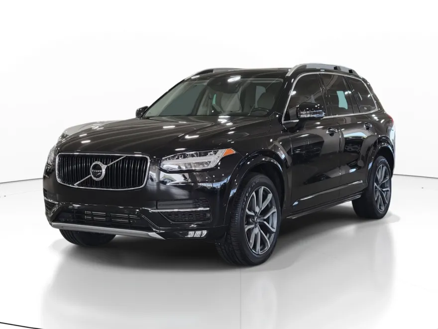 2019 Volvo XC90 T6 Momentum photo 1