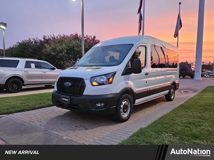 2025 Ford Transit photo 1