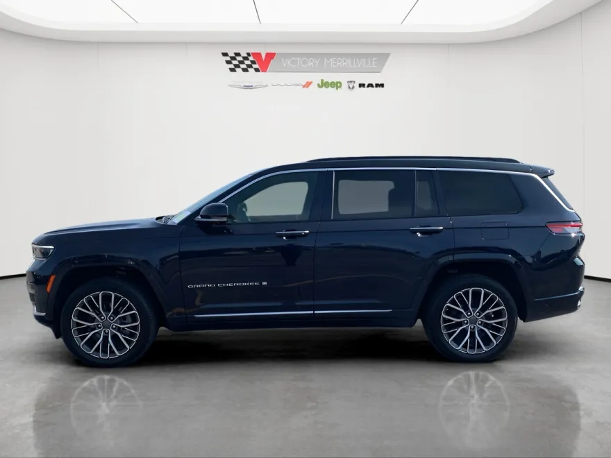 2024 Jeep Grand Cherokee L Summit photo 1