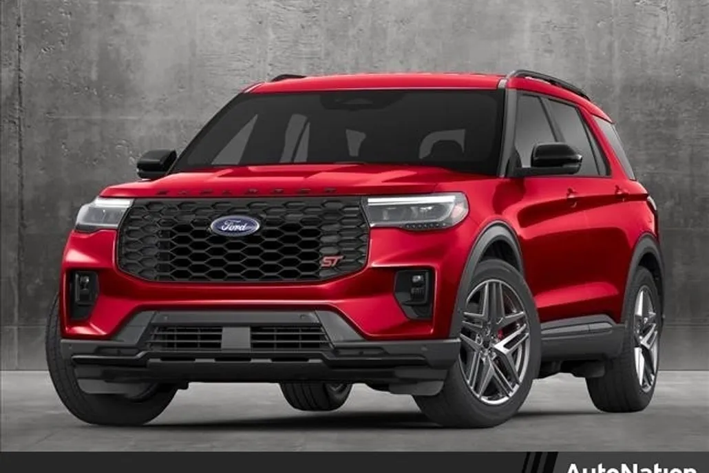 2025 Ford Explorer ST photo 1