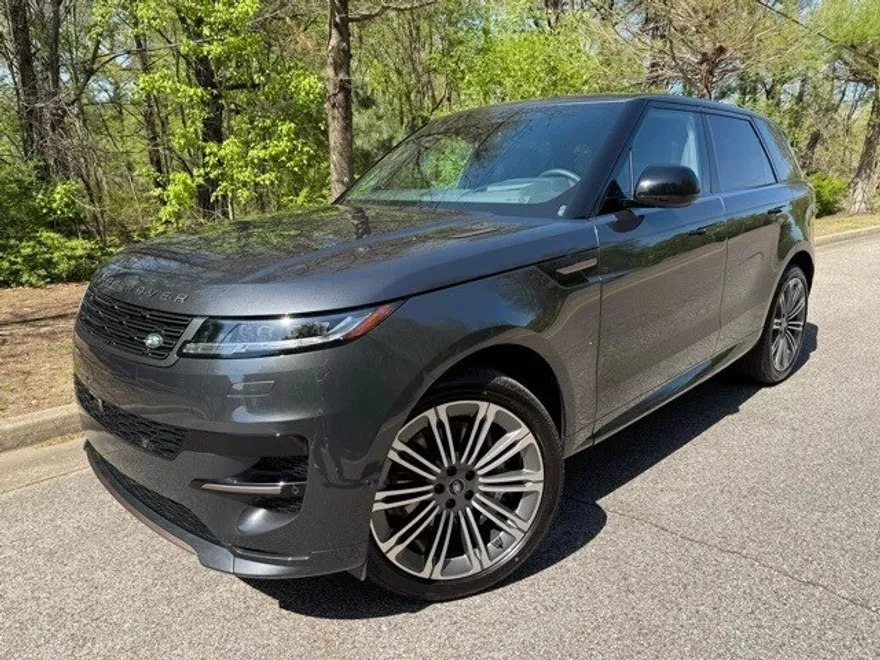 2025 Land Rover Range Rover Sport SE photo 1