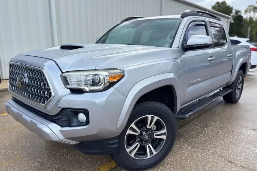 2019 Toyota Tacoma Double Cab TRD Sport photo 1