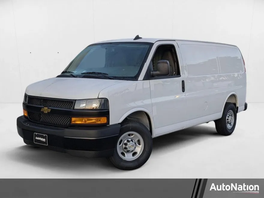 2025 Chevrolet Express Cargo 2500 photo 1