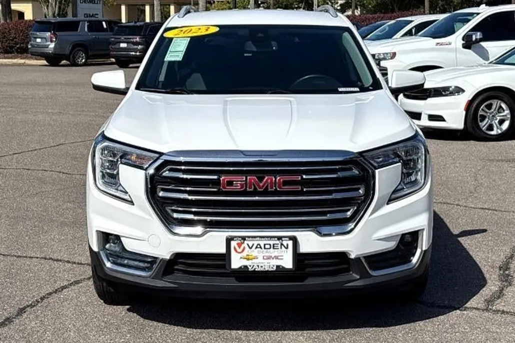 2023 Gmc Terrain SLT photo 1
