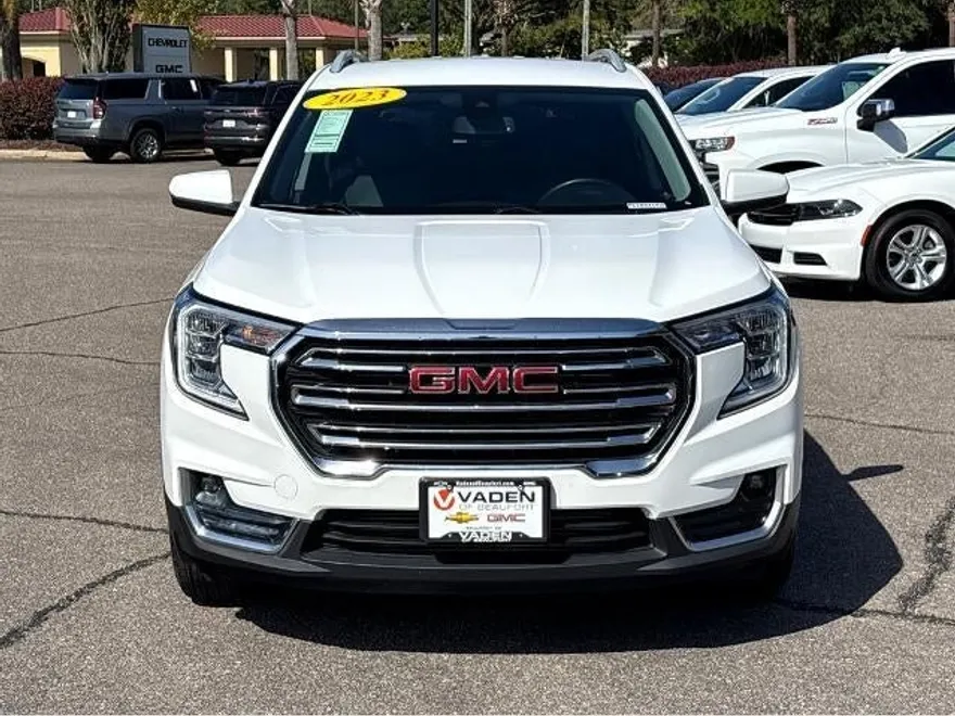 2023 Gmc Terrain SLT photo 1