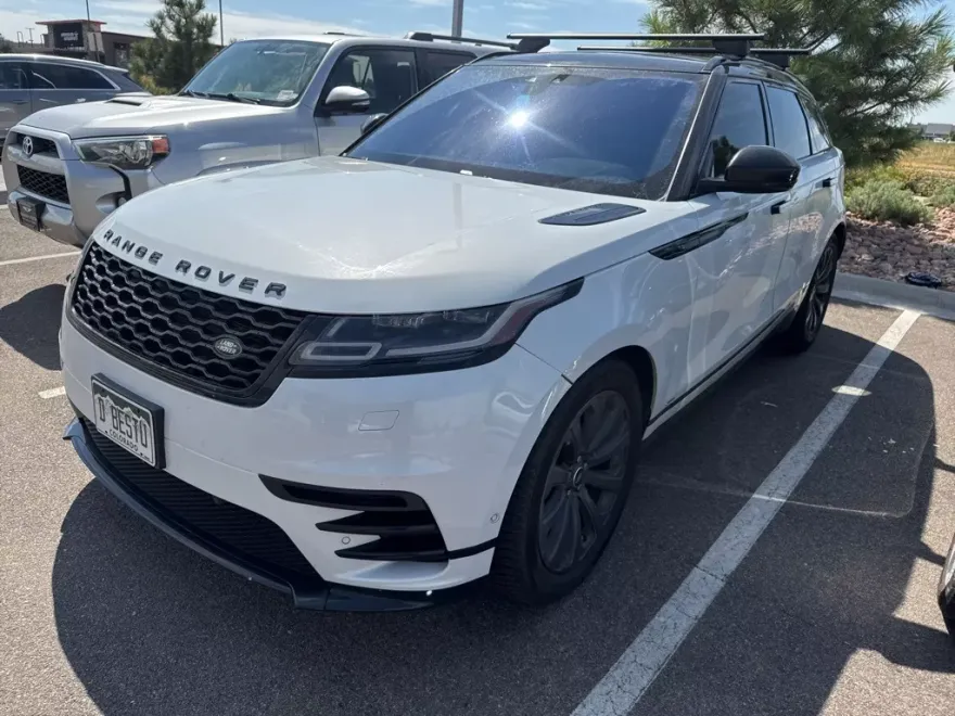 2018 Land Rover Range Rover Velar SE photo 1