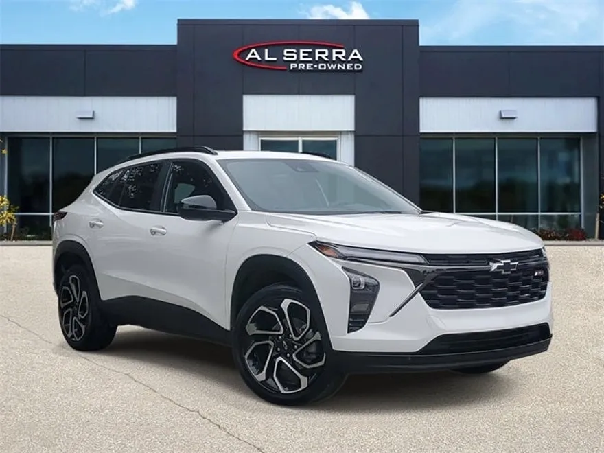 2024 Chevrolet Trax photo 1
