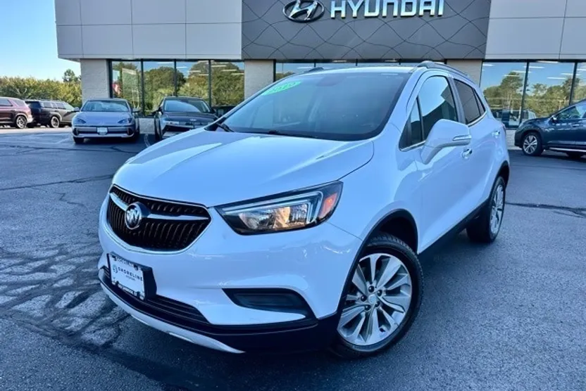 2019 Buick Encore Preferred photo 1
