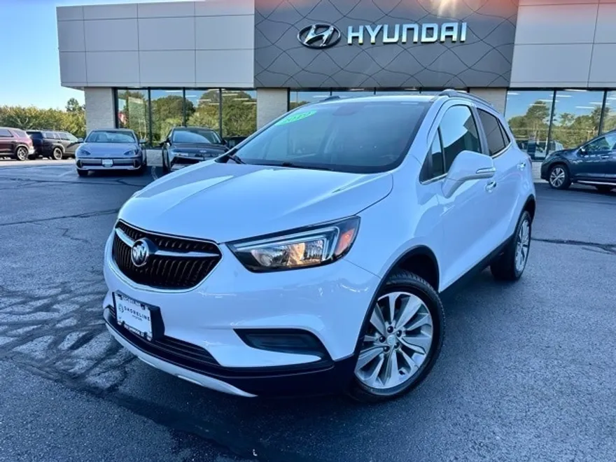 2019 Buick Encore Preferred photo 1