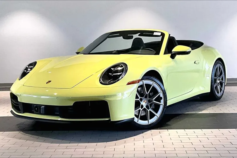 2025 Porsche 911 Cabriolet photo 1