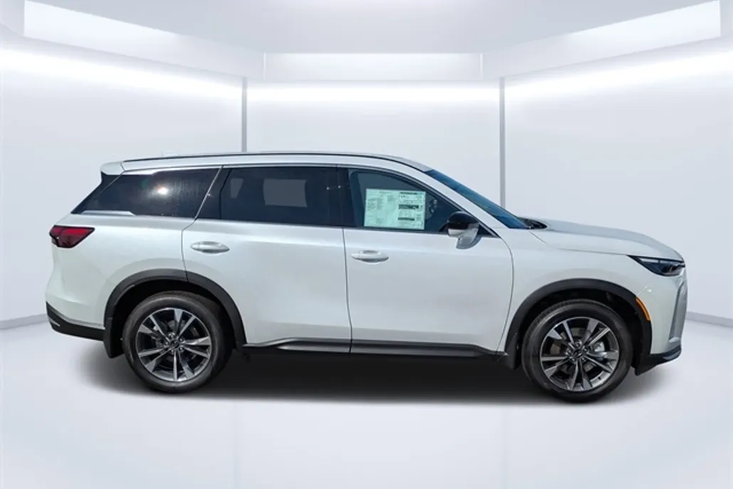2026 Infiniti QX60 Pure photo 1