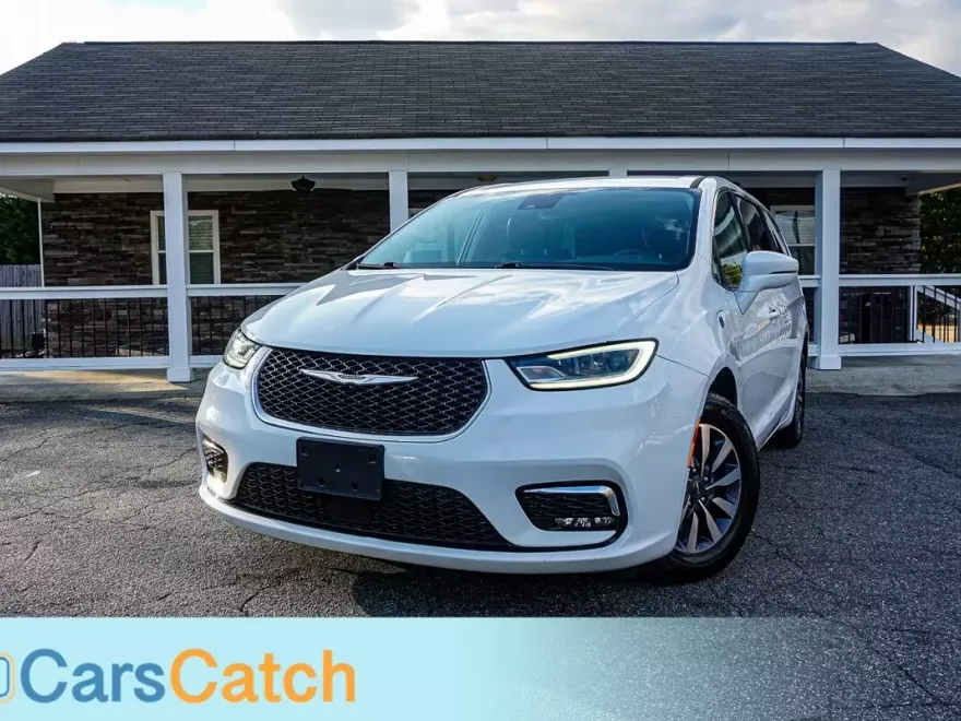 2022 Chrysler Pacifica Hybrid Touring L photo 1