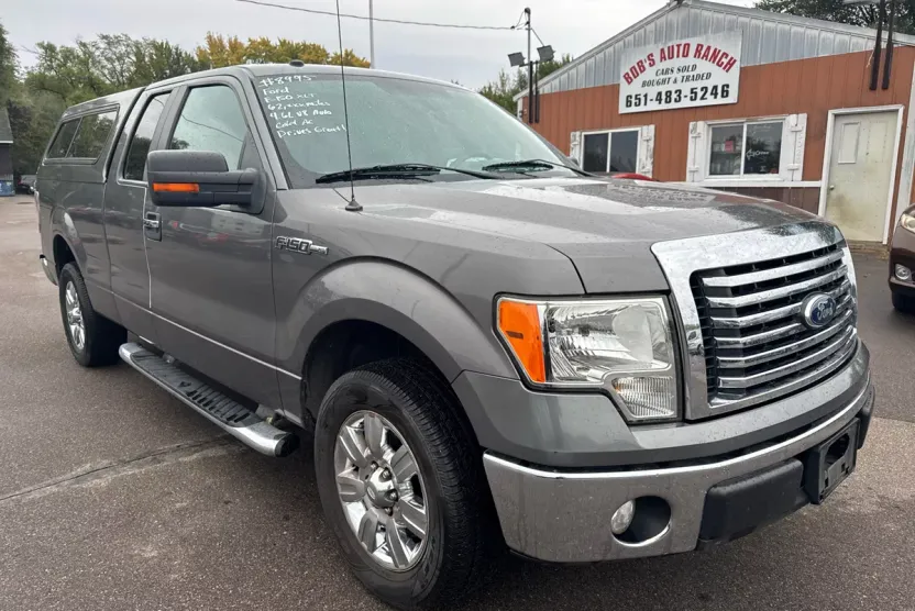 2010 Ford F-150 XLT photo 1