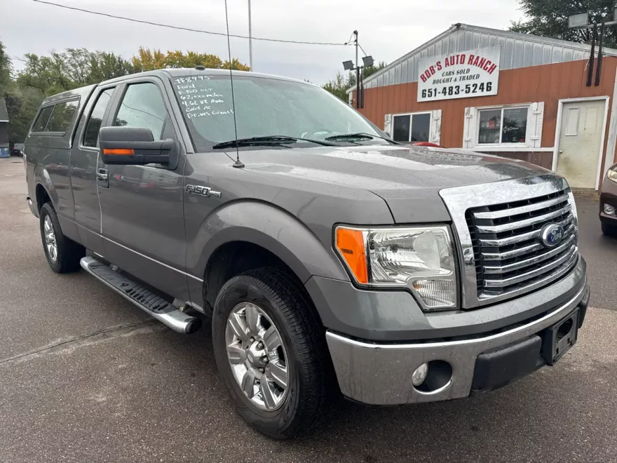 2010 Ford F-150 XLT photo 1