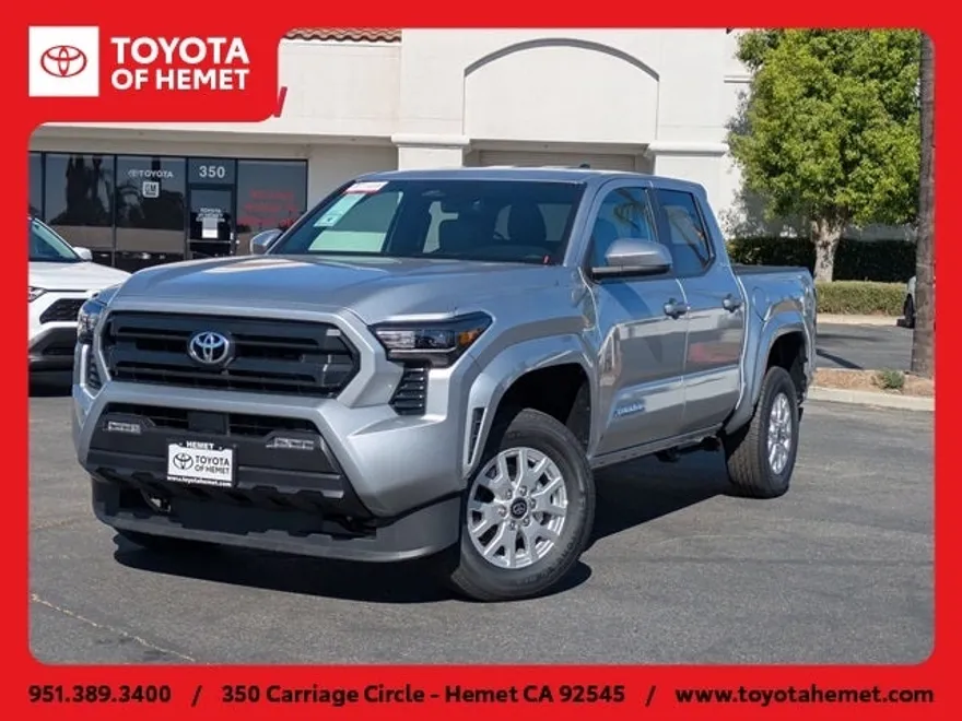 2025 Toyota Tacoma SR5 photo 1