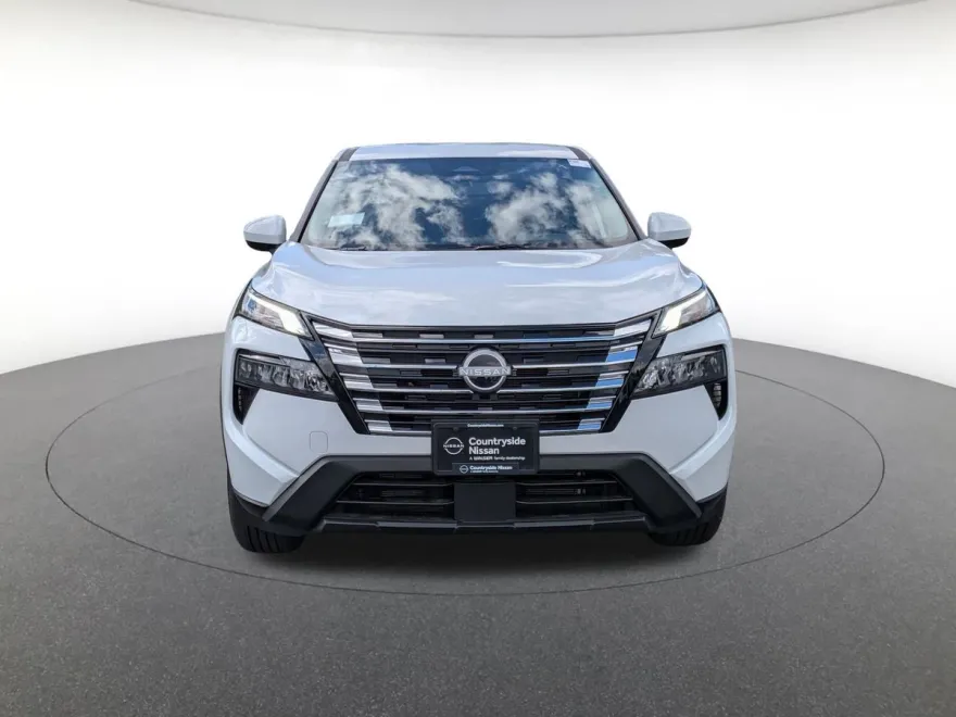 2026 Nissan Rogue SV photo 1