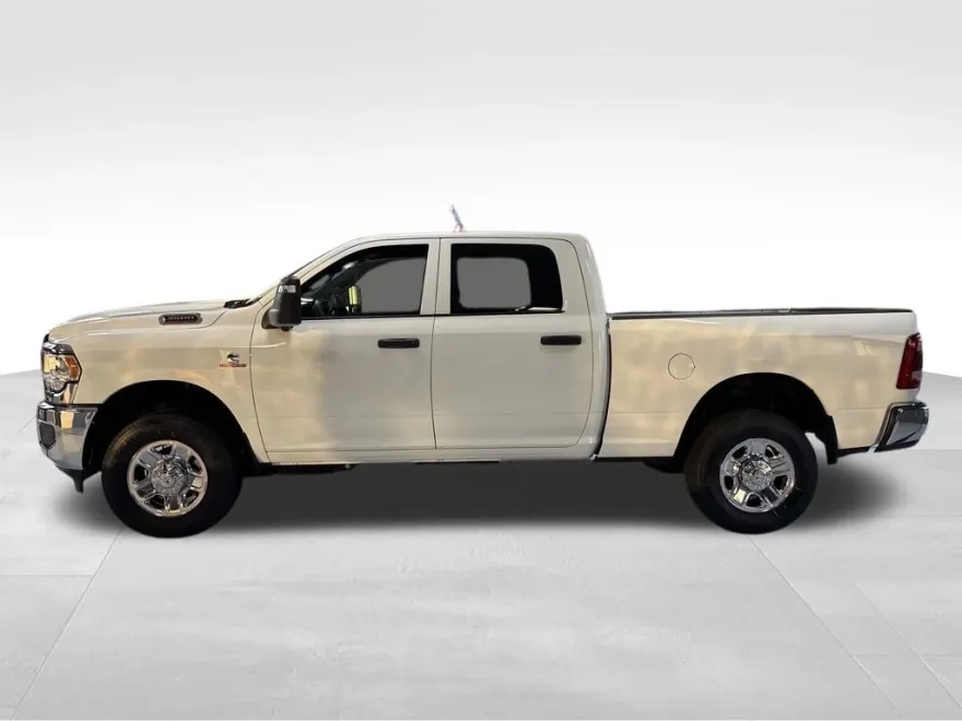 2024 Ram 3500 Tradesman photo 1