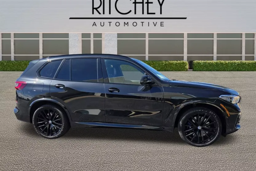 2023 Bmw X5 M50i photo 1