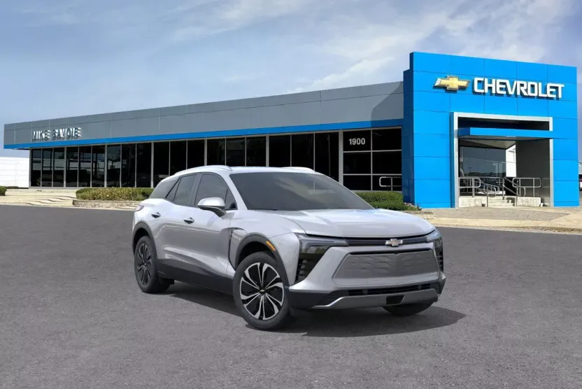 2026 Chevrolet Blazer EV photo 1