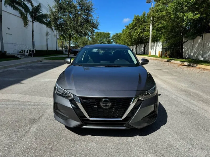 2021 Nissan Sentra S photo 1