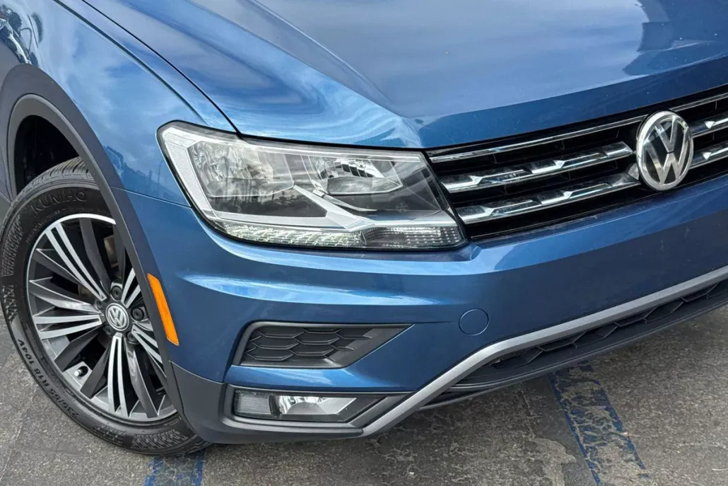 2018 Volkswagen Tiguan SEL photo 1