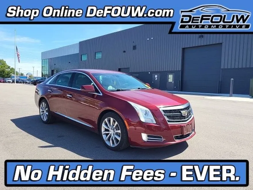 2017 Cadillac XTS Luxury photo 1