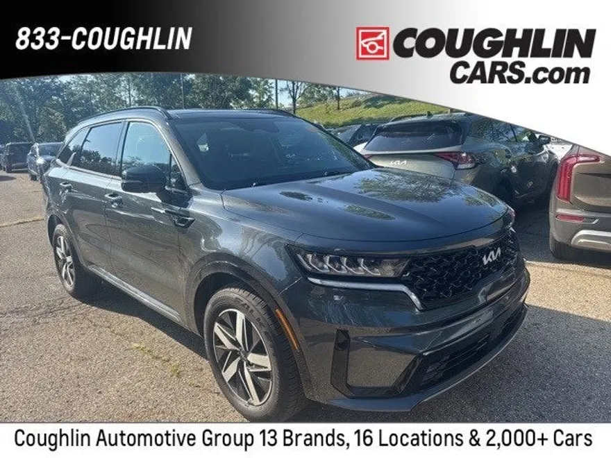2022 Kia Sorento EX photo 1